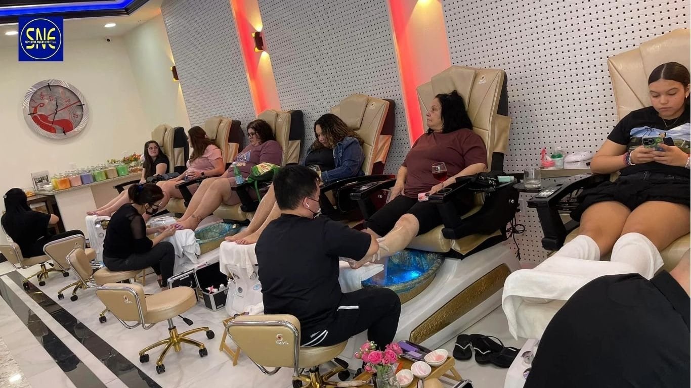 How Much Does Nail Salon Equipment Cost in 2026?